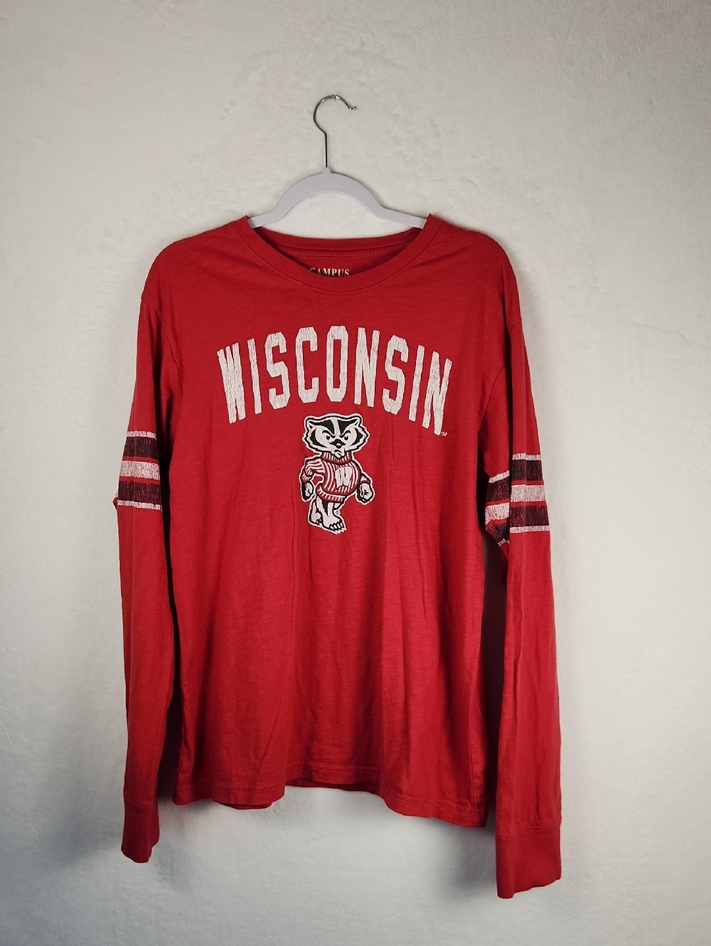 Wisconsin Badgers Red Long Sleeve Tee with Striped Sleeves Men's XL